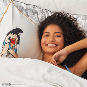 Kitsch x Wonder Woman Taie d'oreiller en satin - Believe In Wonder